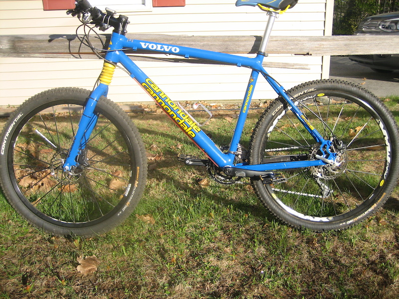 2000 Cannondale Team/Volvo F3000 SL w/ CrossMax wheels For Sale