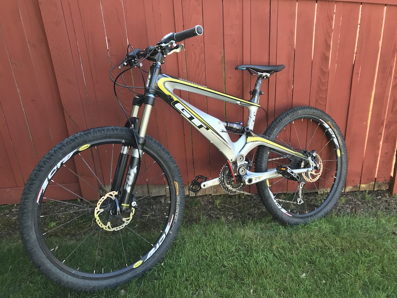 Gt marathon best sale mountain bike