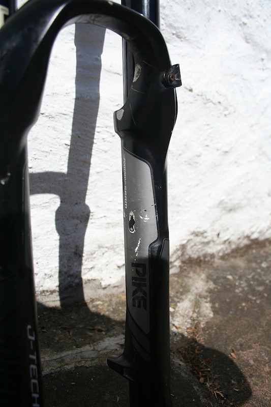 2014 Rockshock Pikes, 160mm 27.5 non-boost RCT3.
