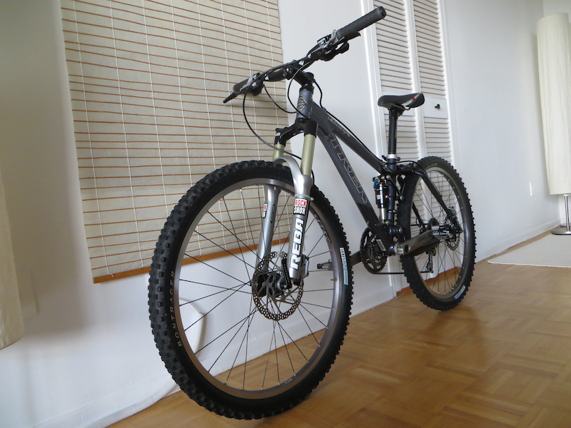 nitro traverse 27.5 price