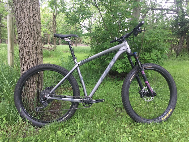 felt surplus 30 mountain bike 2017