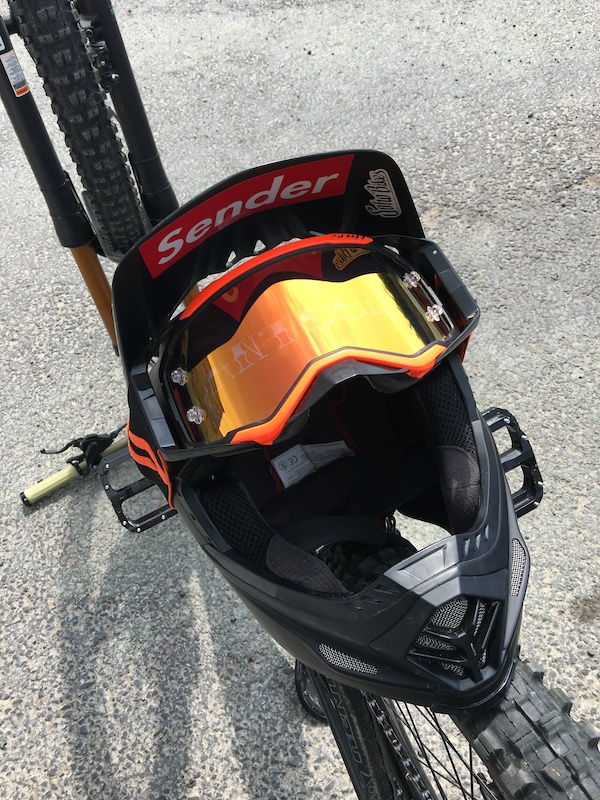 bell super dh goggles