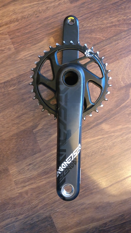 2018 SRAM Descendant Carbon Crankset w/ BB and Chain ring For Sale