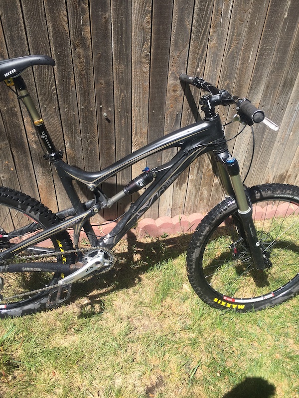 santa cruz nomad frame weight