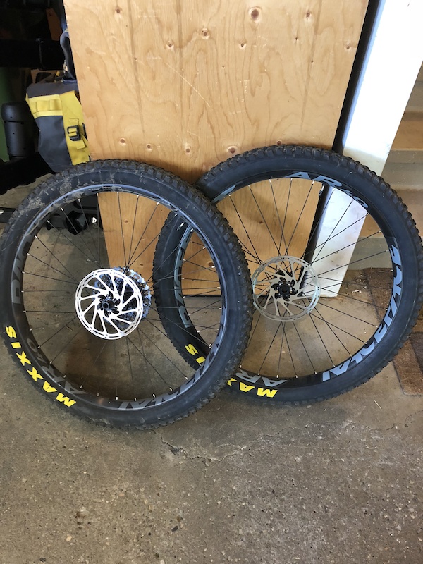 race face arc 27 wheelset