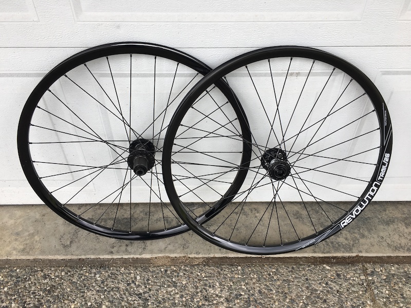 2017 Transition revolution 26” wheelset For Sale