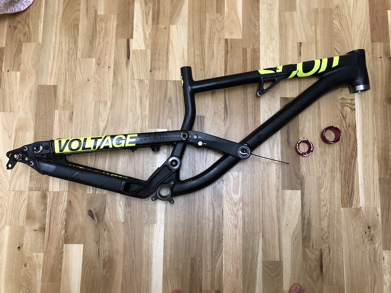 scott voltage fr710