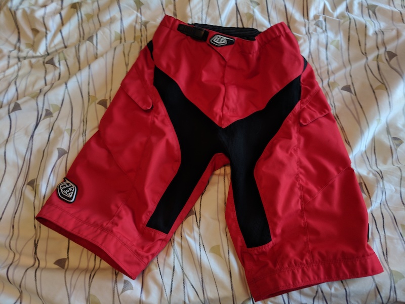 2017 TLD Moto Shorts - size 34 Near New