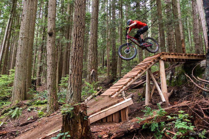 Lower Digger Mountain Biking Trail North Vancouver