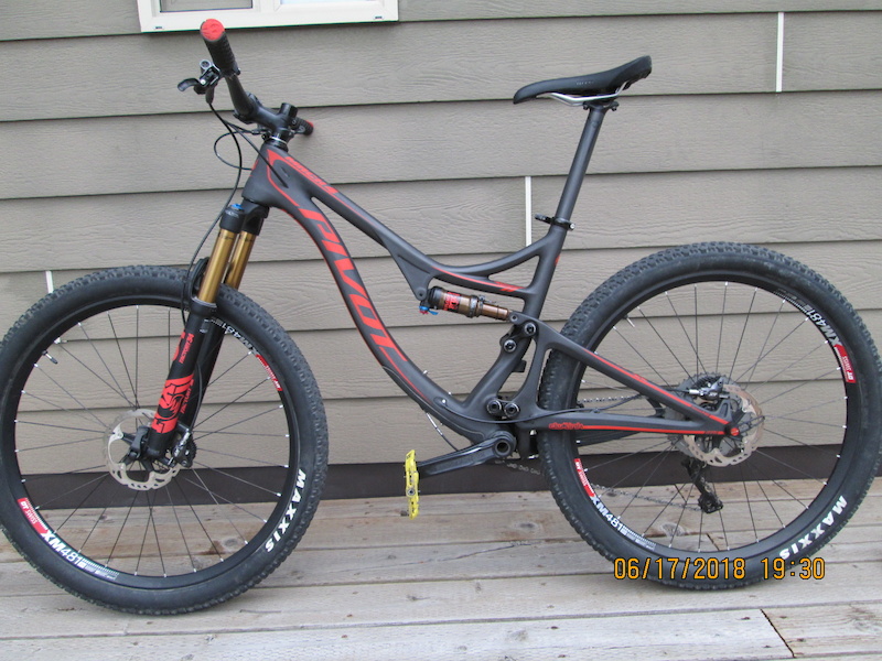 2011 pivot mach 5.7