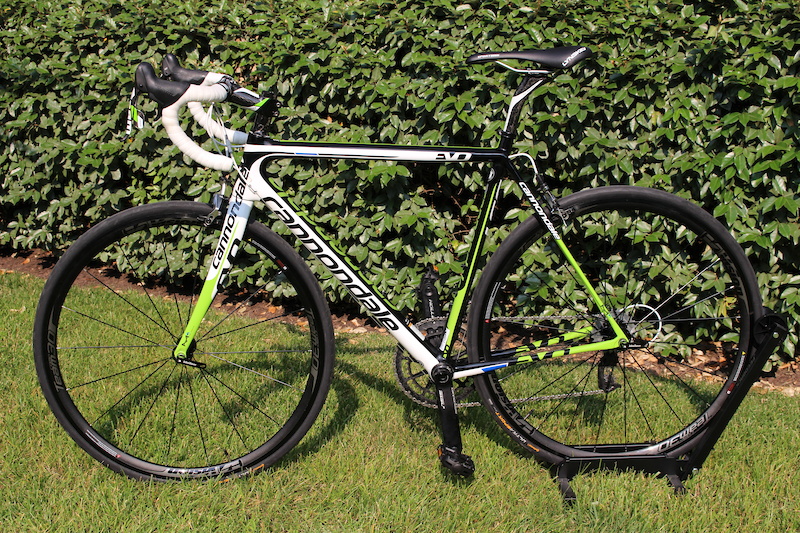 美品 CANNONDALE SUPERSIX EVO HI-MOD 2014 2014 Cannondale SuperSix EVO Hi-mod - Pedal Room