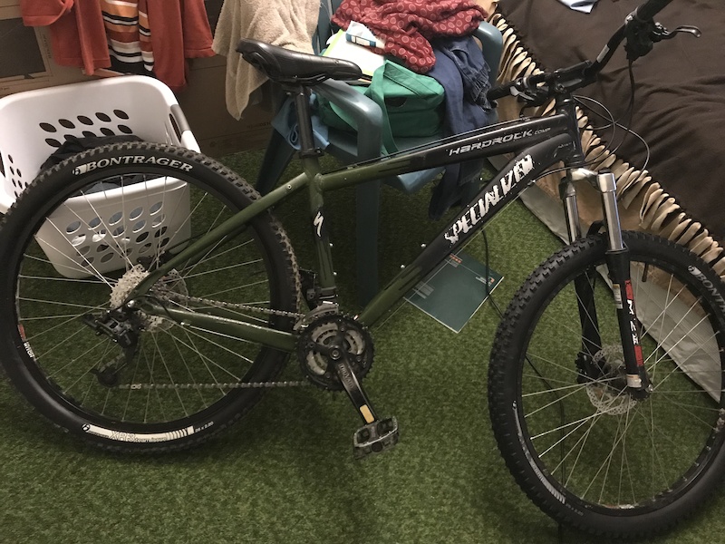 specialized hardrock frame size