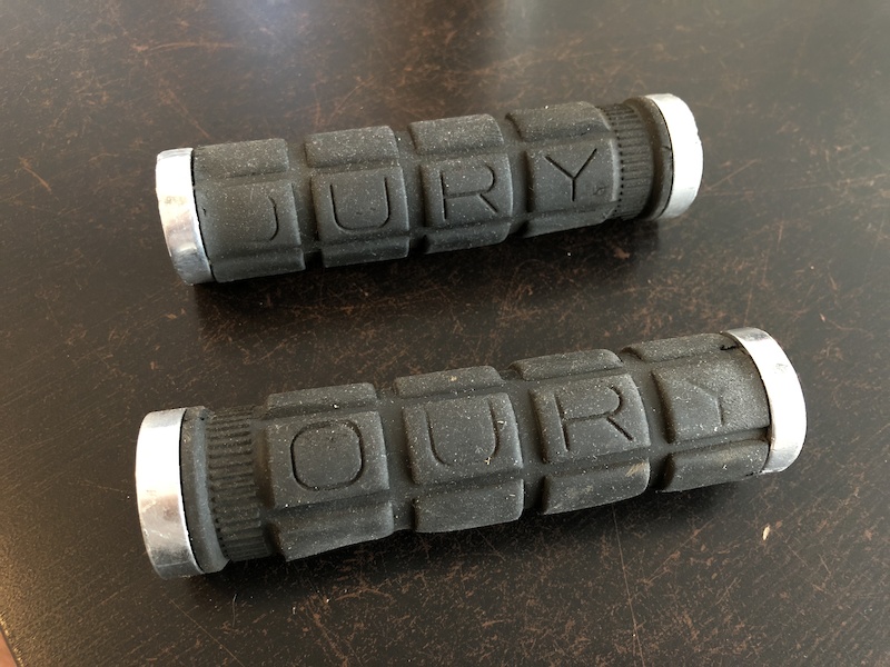 oury lock on bonus grips