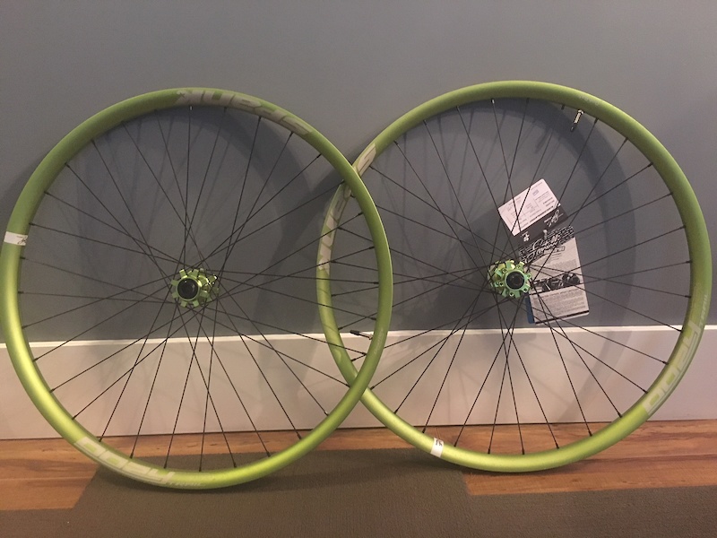 spank oozy trail wheelset