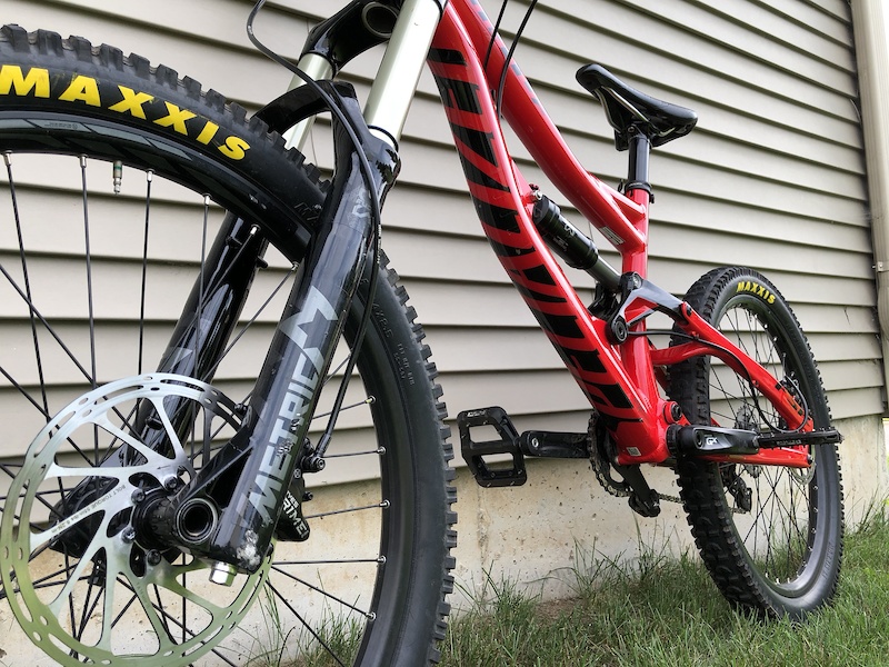 Specialized status grom deals 24