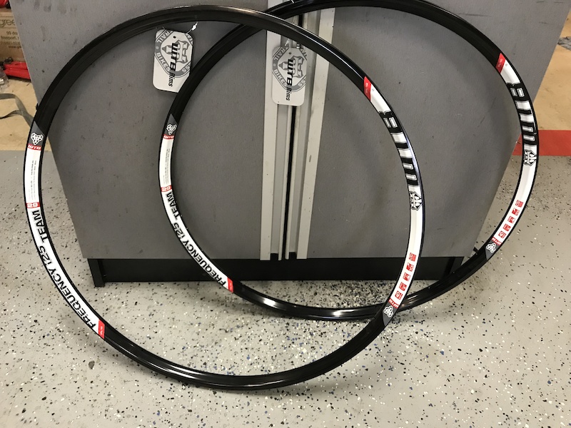 wtb frequency i25 29er wheelset