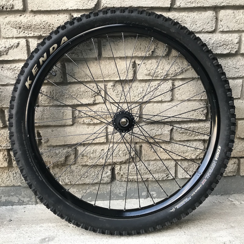 2010 Sun Ringle S-Type Wheel Set with Kenda Nevegal 2.5 tires and Avid 203mm rotors for sale!
