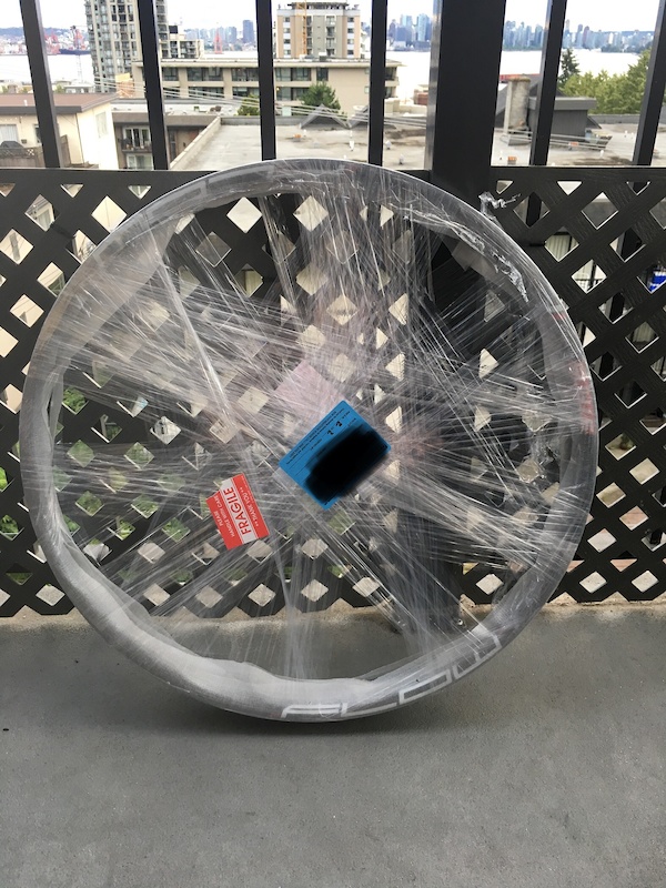 stans flow rims 29er