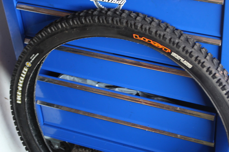 Maxxis Holy Roller lust ust tubeless 26 x 2.35 For Sale