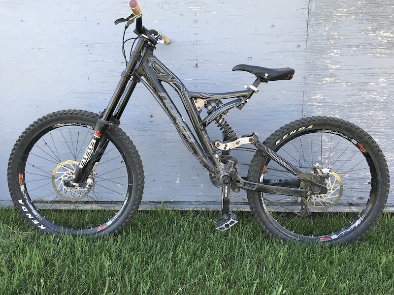 2011 norco a line