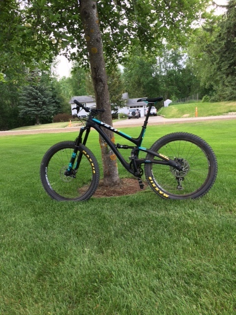 leveling peloton bike