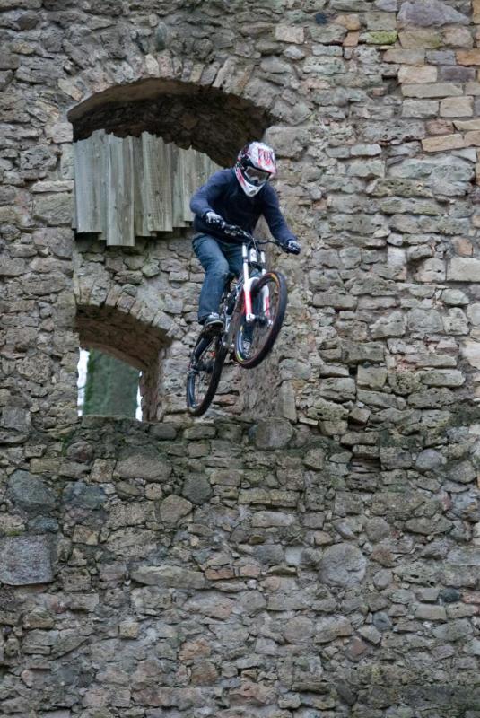 First try to jump out a Castle window
foto: Edmunds Brencis