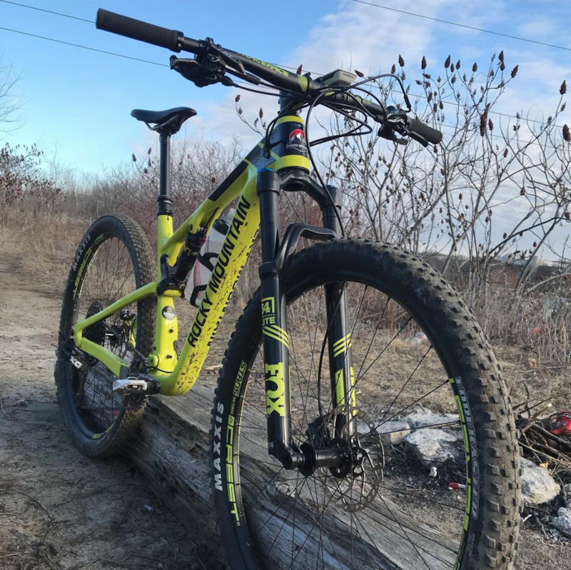 rocky mountain element carbon 70