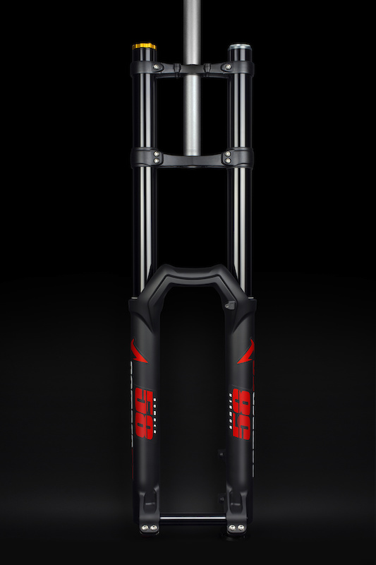 Marzocchi's 2019 Bomber 58 in Matte Black features 203mm of travel and sports a standard 20x110mm DH axle standard.
