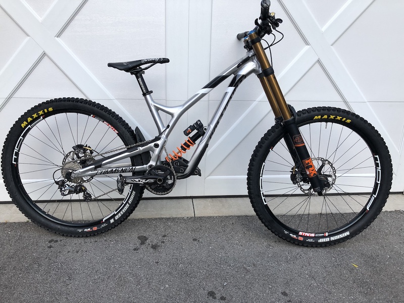 commencal supreme v4 2017