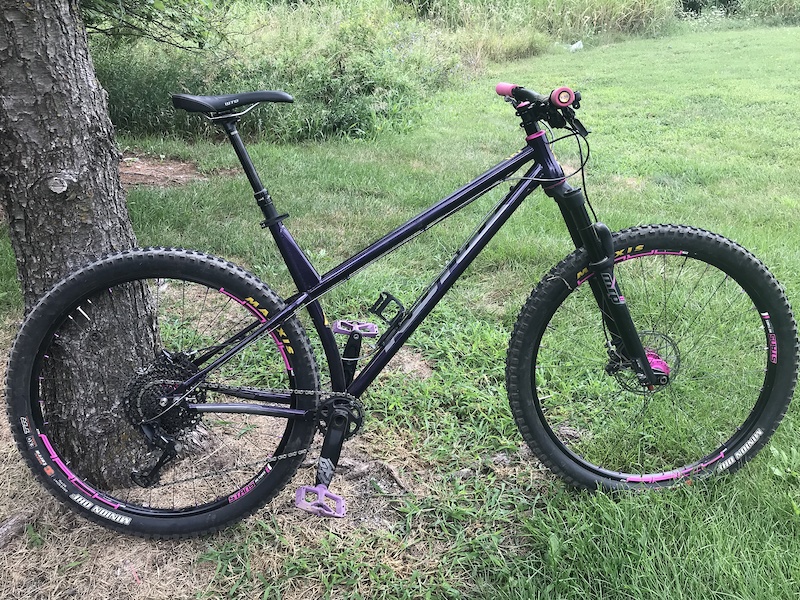 kona honzo st xl