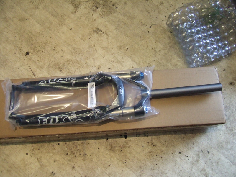 fox-forks-straight-1-1-8-brand-new-32-100-for-sale