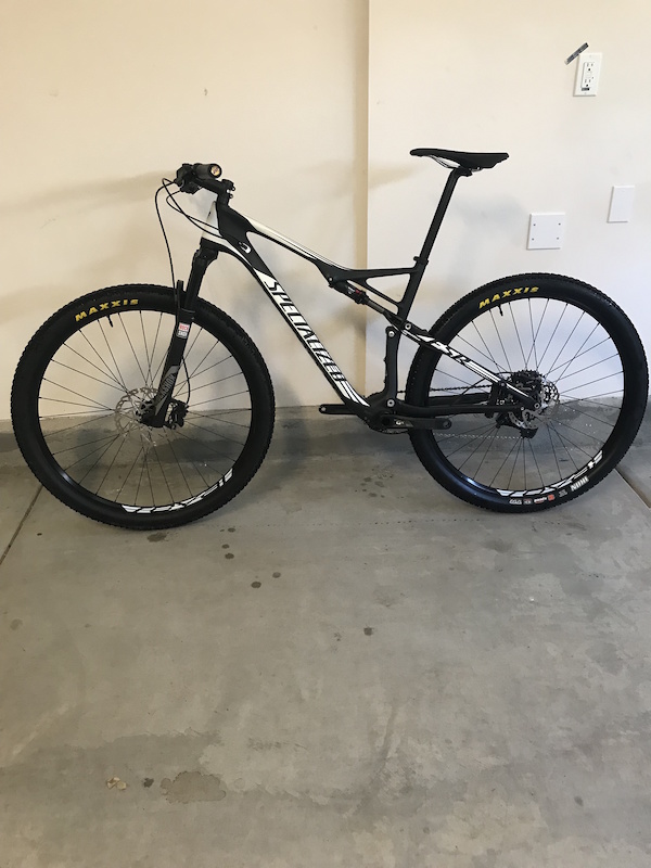 bianchi e road bike 2019