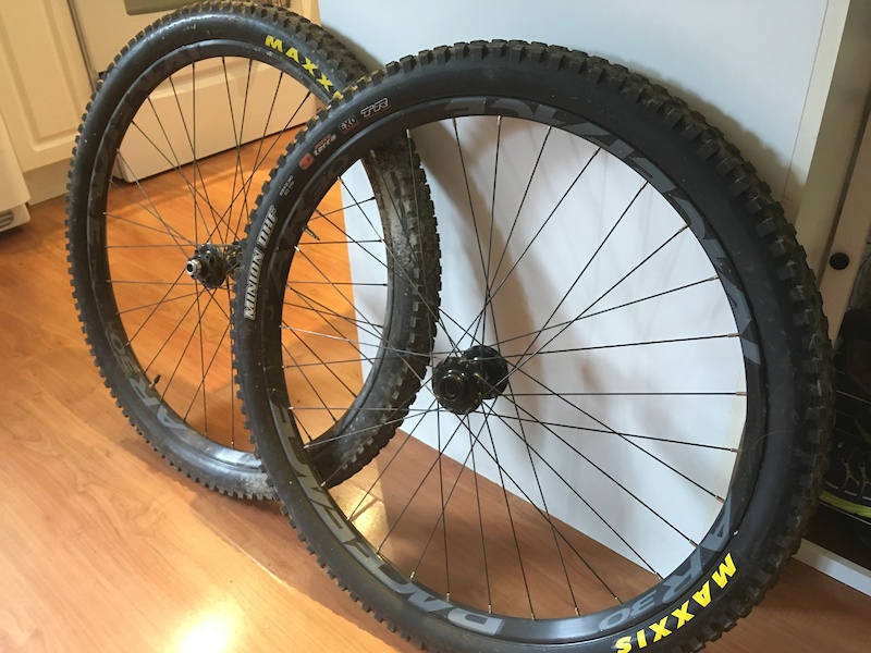 race face ar 30 c tubeless ready