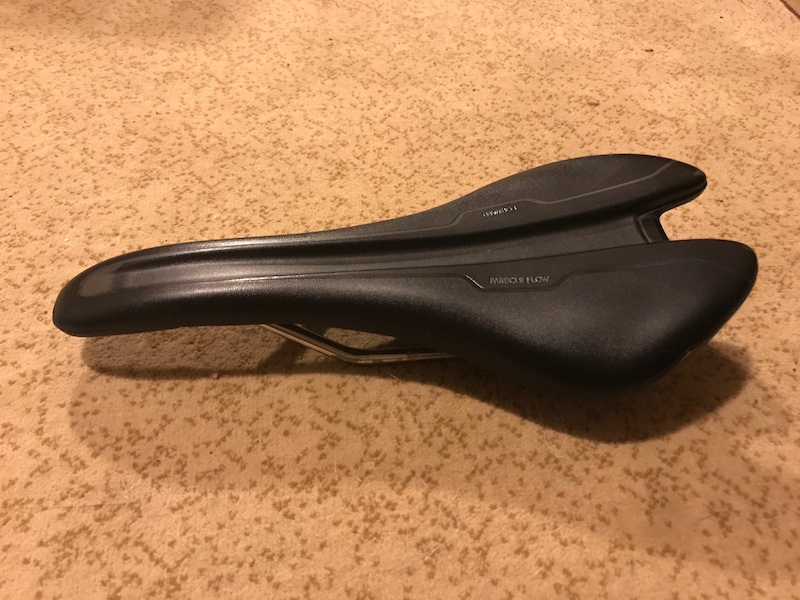 giant contact sl saddle