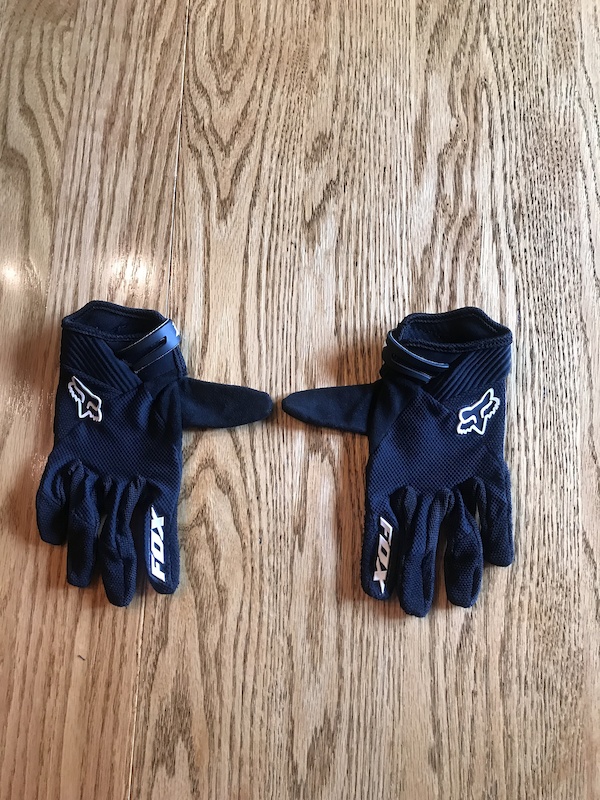 Fox gloves For Sale