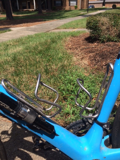 chris king bottle cage