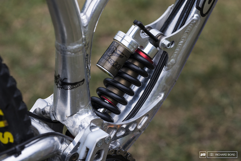 The rear shock is made by Ancillotti.