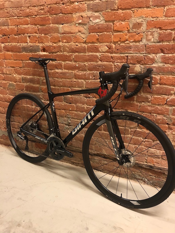 defy advanced pro 1 di2 weight