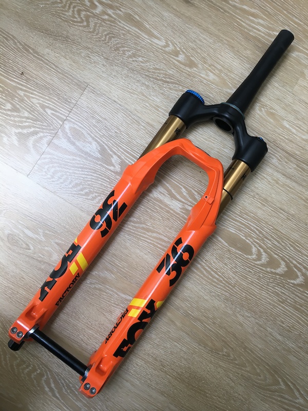 2018 Fox 36 831 shiney Orange team only 100mm fork! For Sale