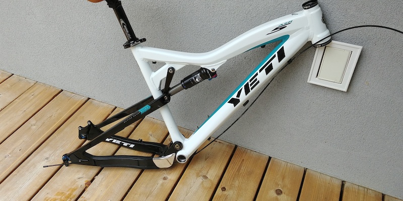 yeti asr 5c price