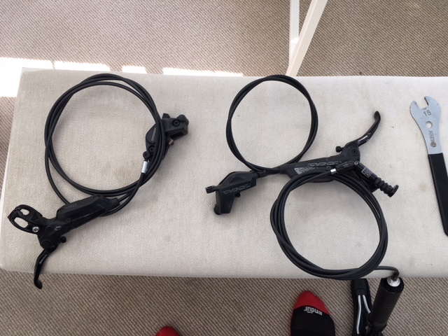 sram code r brakeset