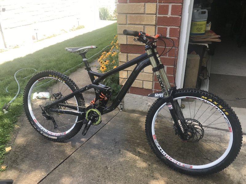 commencal supreme v3 2012