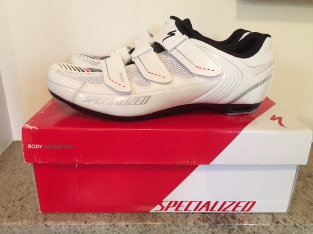 Chaussures Cycliste Specialized Femme – Taille 41 EU / 9.5 UK – Noires – État Neuf