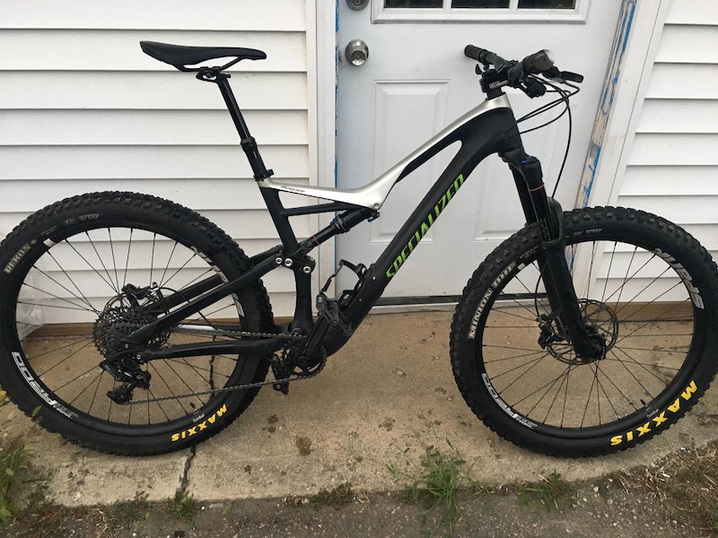 2017 stumpjumper specs