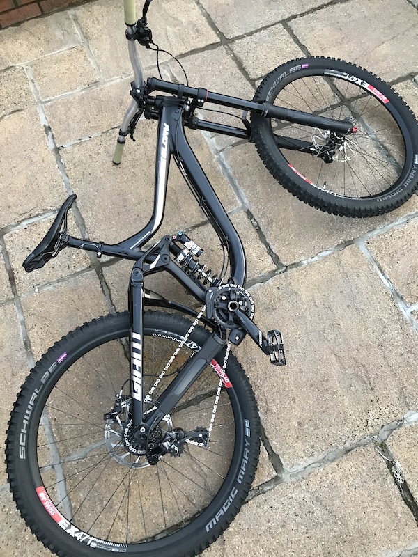 giant giant glory advanced 1 2018 bicicletta downhill