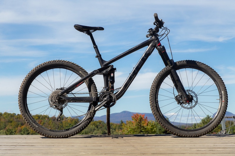 trek remedy 7 black