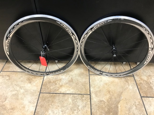 Shimano RS80 C50 Wheel Set For Sale
