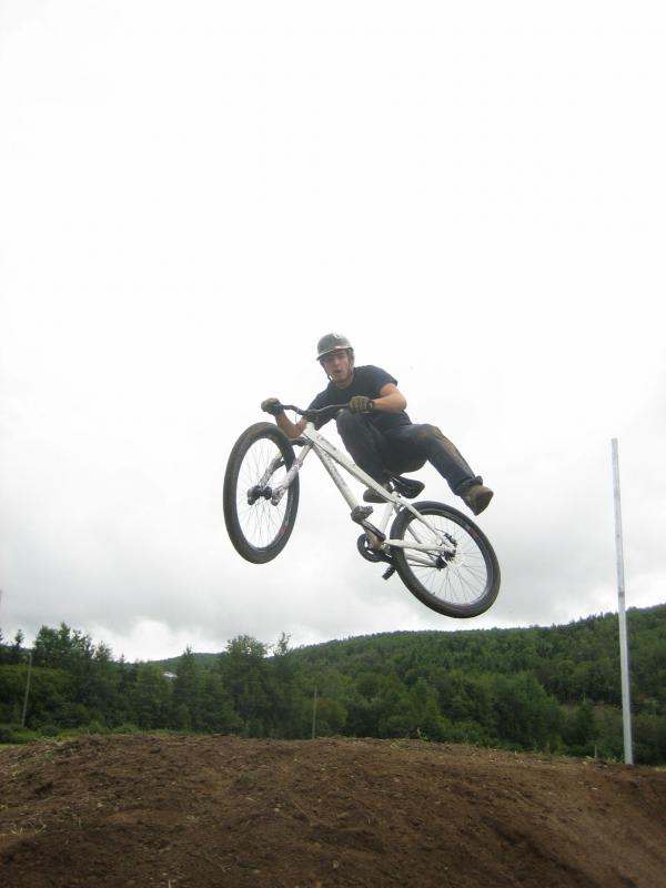 Yeah 360 attemp to ( I could have say a tailwhip but I am real not fake!!)