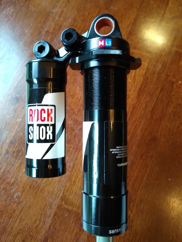 2017 NEW RockShox Vivid R2C Rear Coil Shock 267x89 For Sale