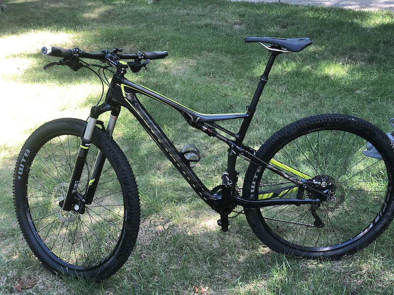 2004 specialized hardrock comp